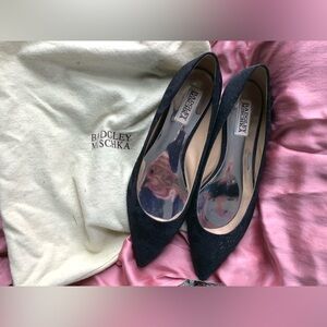 Badgley Mischka Black Brocade Pointy Toe Flats, size 8 md